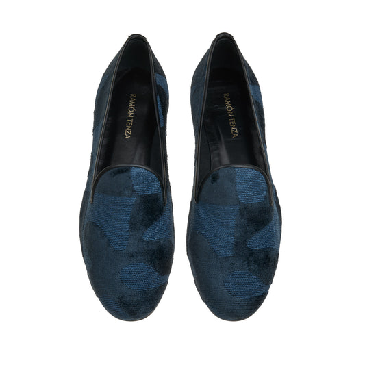 Giraffe Navy